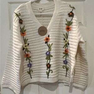 BIBI White Floral Embroidered Women's Sweater